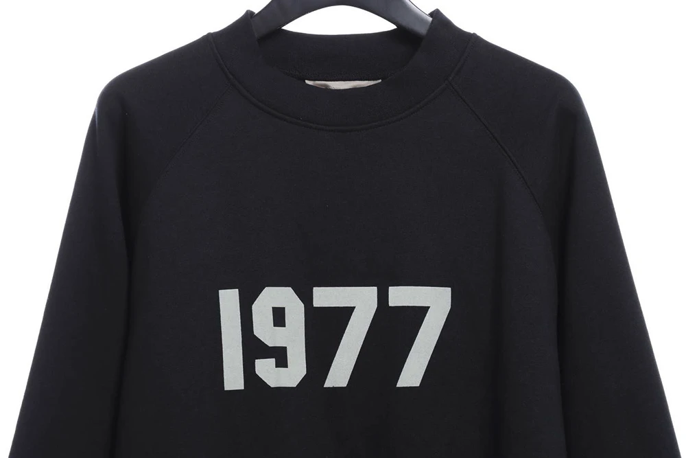 1977 Flocking Fleece Sweatshirt Streetwear Essential