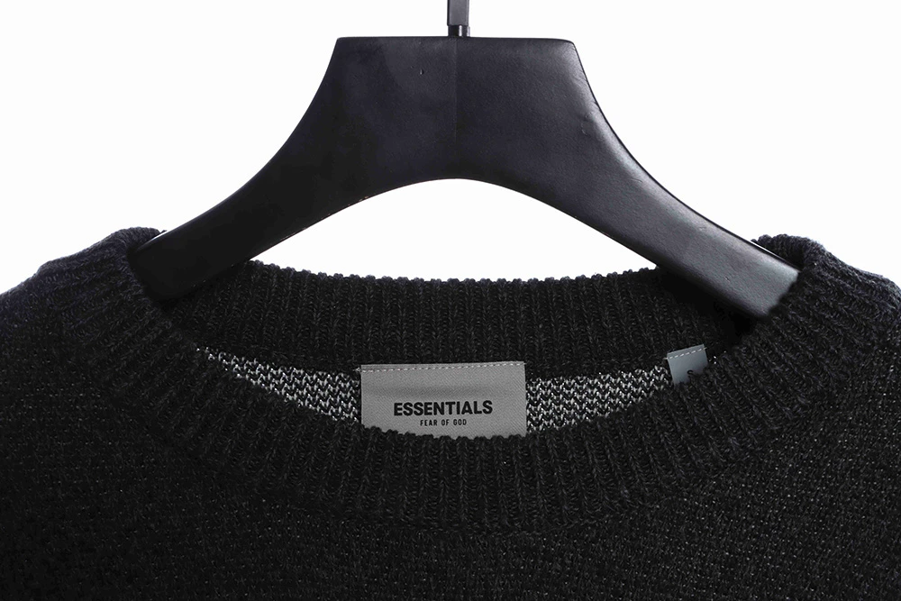 Essentials Chest Letter Sweater Replica Close Up Logo