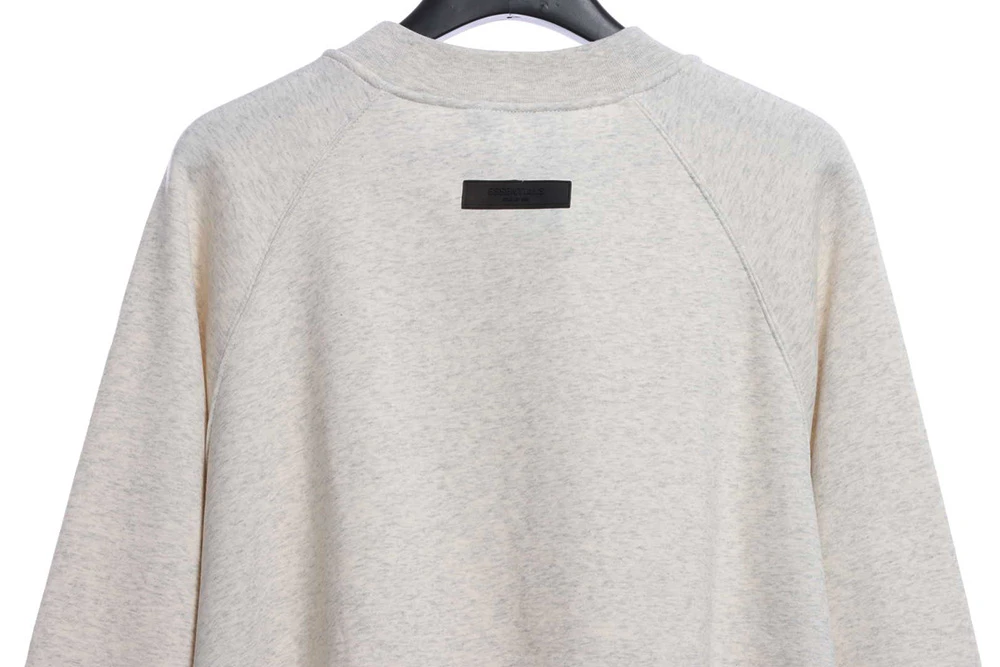 1977 Flocking Fleece Sweatshirt Lifestyle Streetwear Look