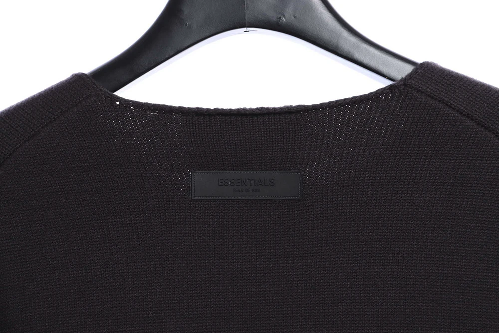 1977 destruction knitted fabric crewneck sweater