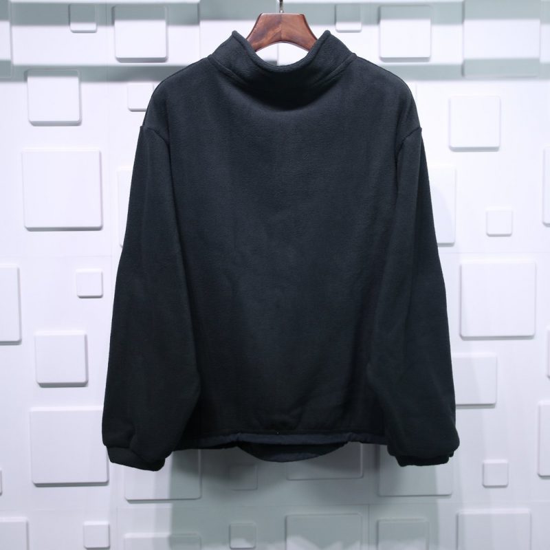 fear of god essentials polar fleece half zip sweater 00030 800x800 1